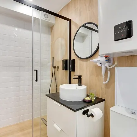 Cosy Modern Small Menilmontant Παρίσι